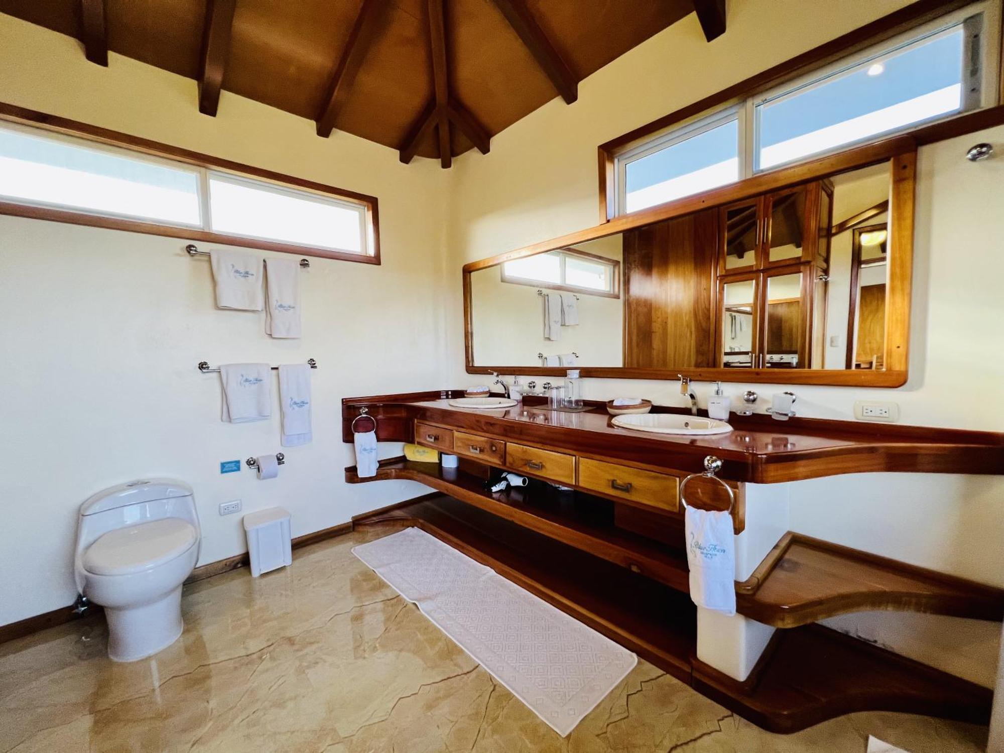 Villa Blue Heron Galapagos Puerto Ayora (Galapagos Islands)