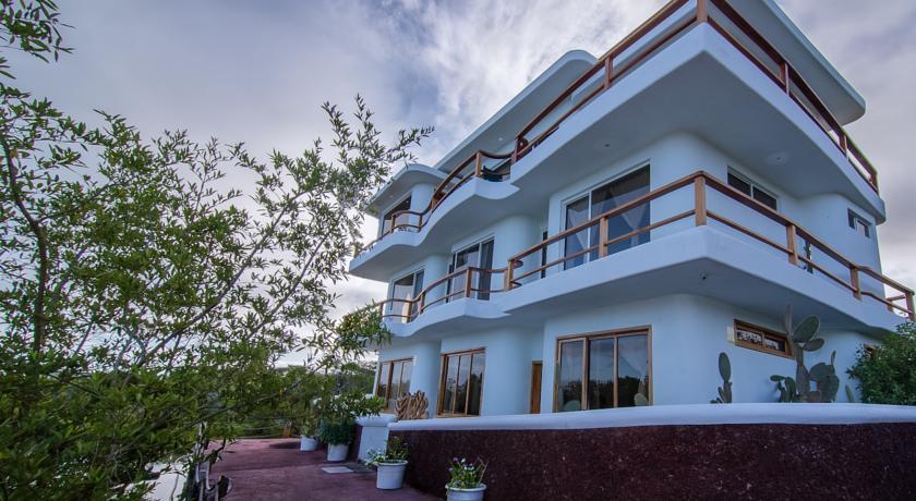 Villa Blue Heron Galapagos *